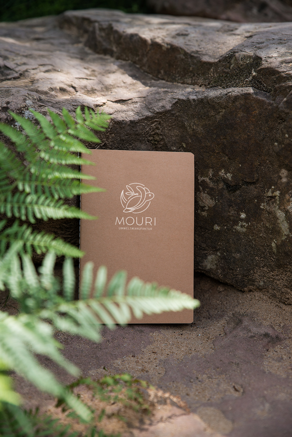 mouri_umweltmanufaktur_notizbuch_a5_mouri_farn